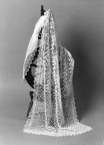 Fine Lace Stole and Scarf CW107 pattern